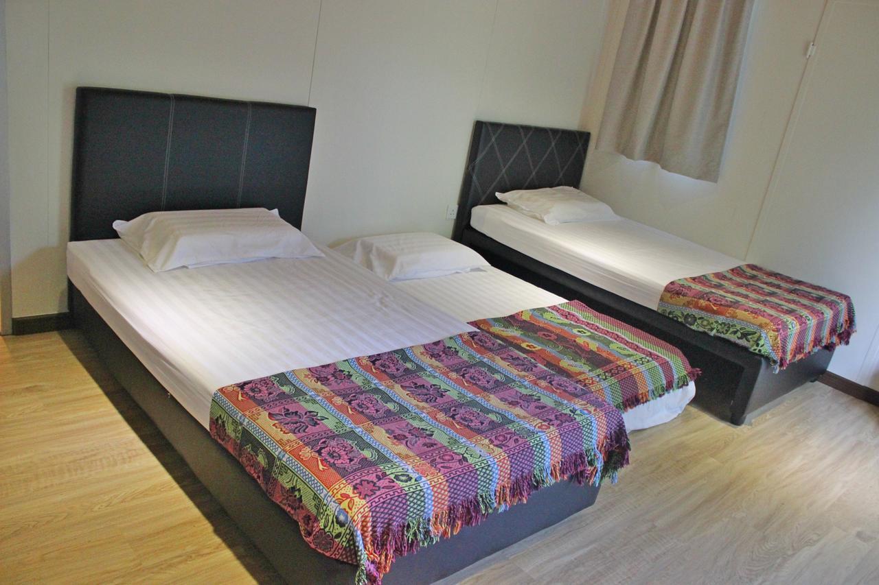 Kiulu Riverside Chalet Tamparuli Екстер'єр фото